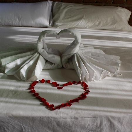 Hotel Leonor Beni Chiker エクステリア 写真