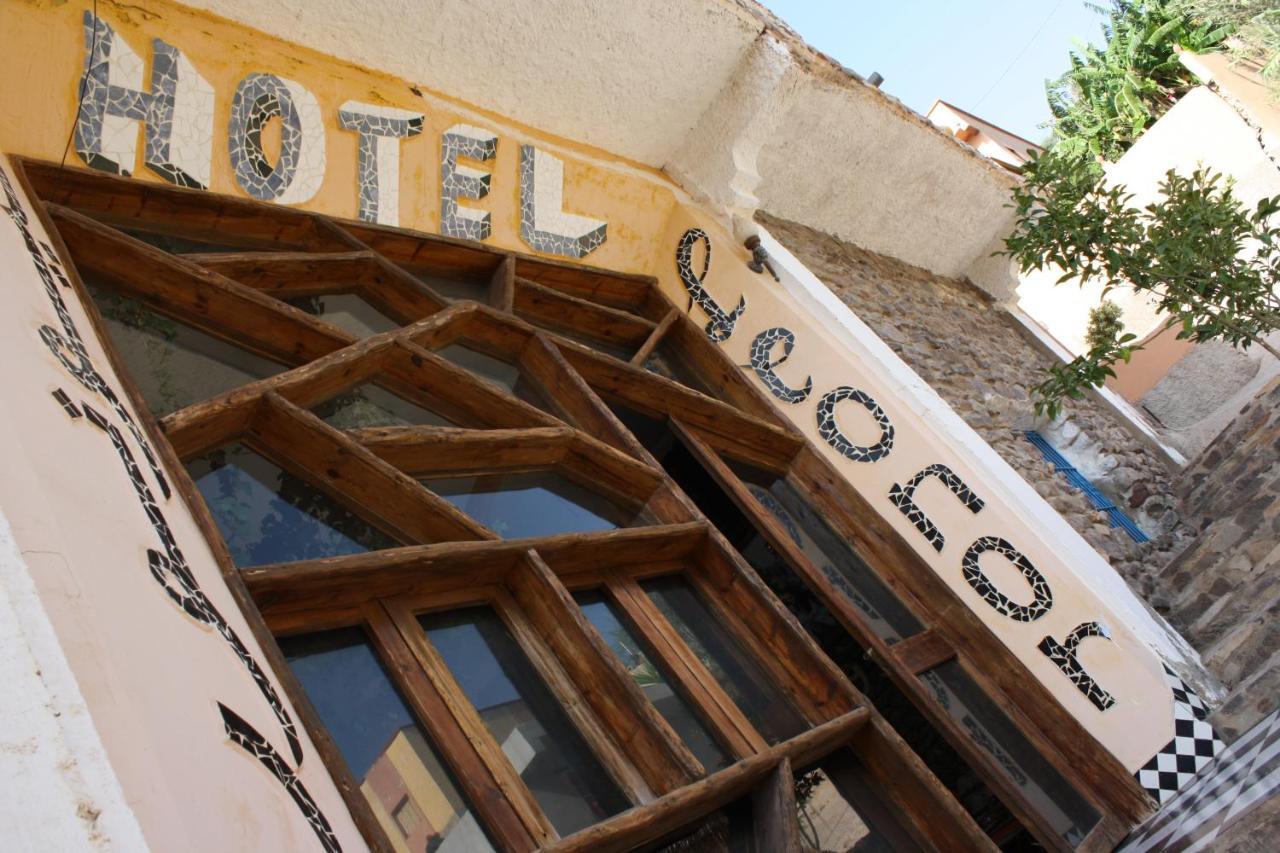 Hotel Leonor Beni Chiker エクステリア 写真